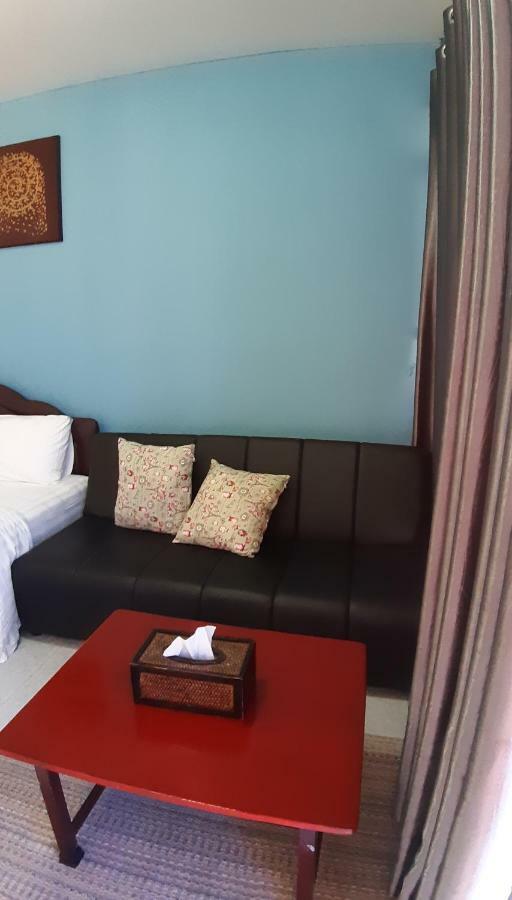 Chinn House Karon Luaran gambar