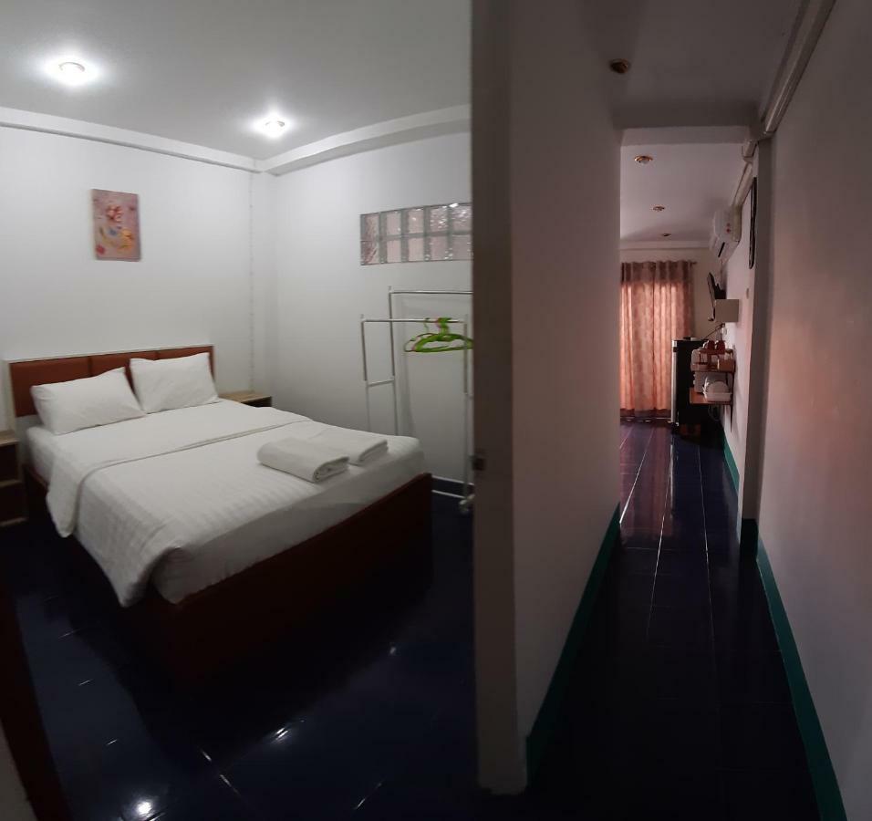 Chinn House Karon Luaran gambar